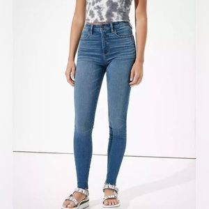 American eagle the dream Jean, blue denim, size 6